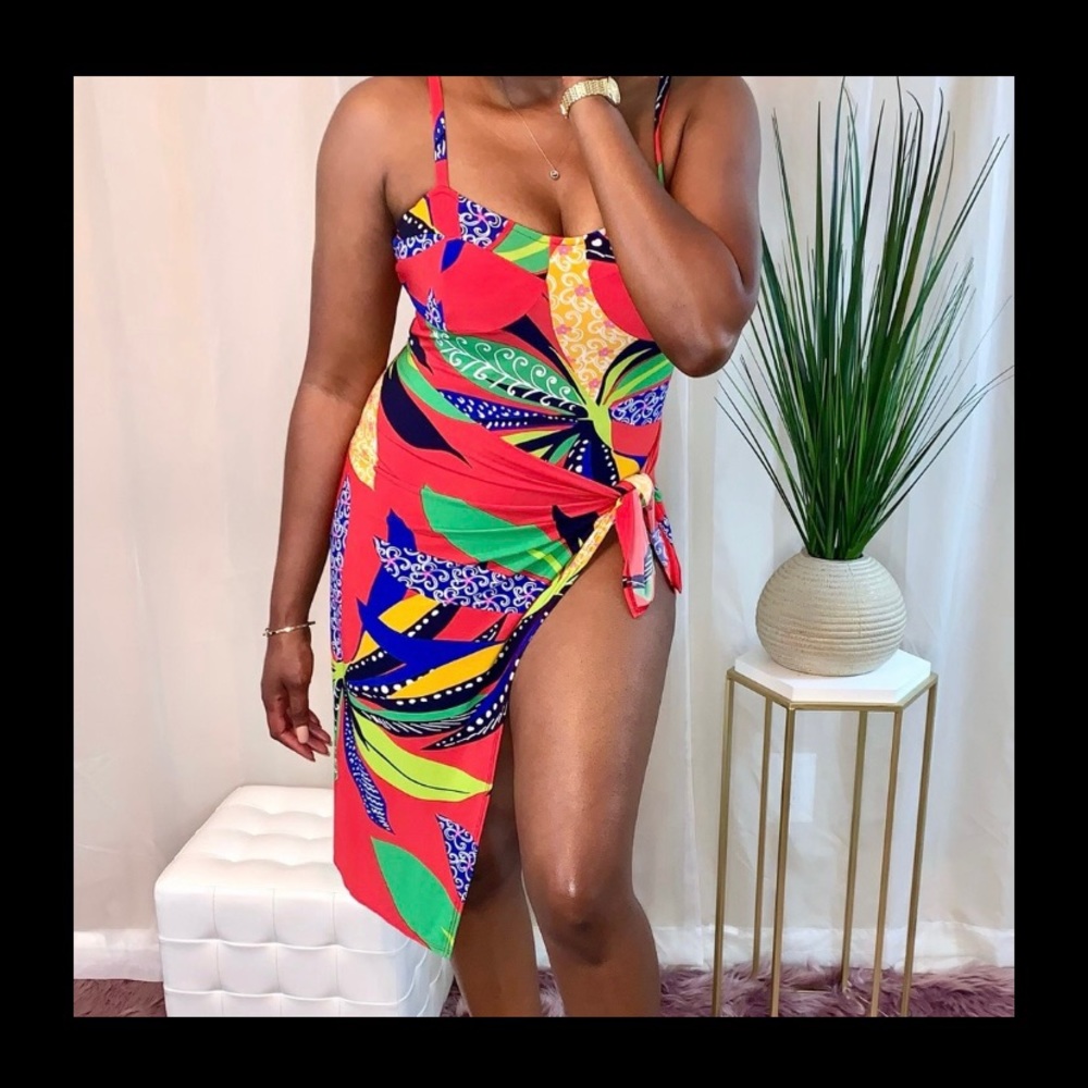 Swimsuit with matching wrap